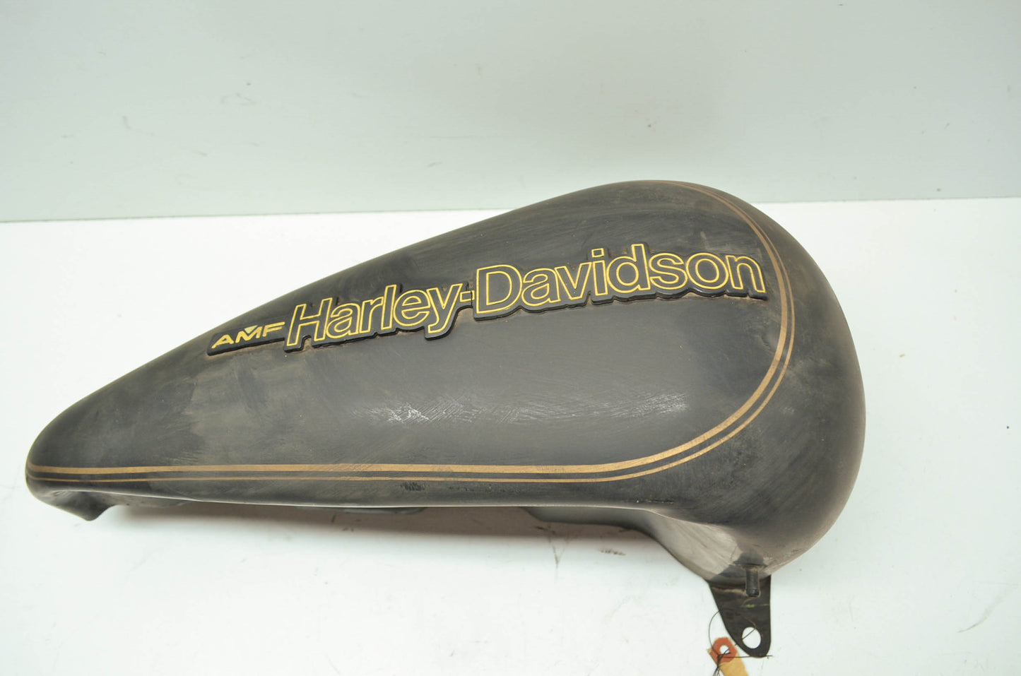 Fuel Tank Gold Pinstripe FL FLH NOS