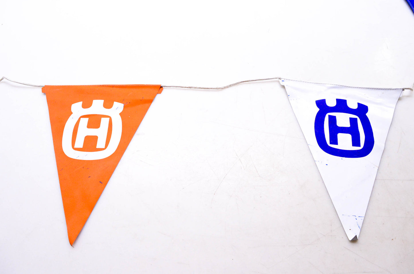 New OEM Husqvarna AE026-3 Husqvarna Pennant String 18 NOS