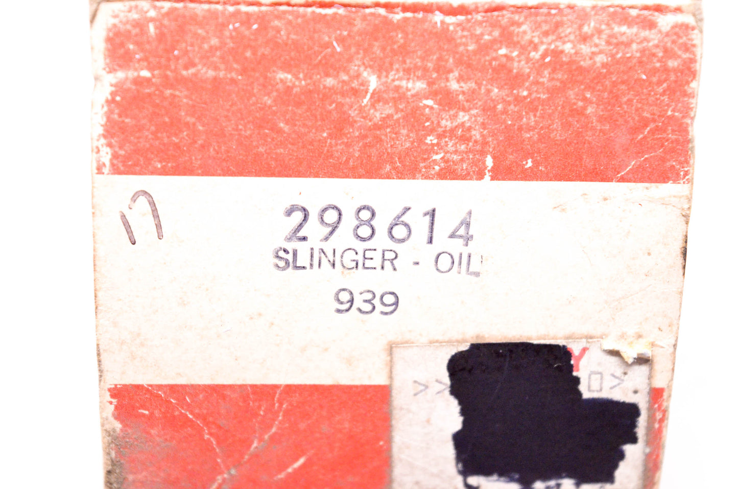 New OEM Briggs & Stratton 298614 Oil Slinger NOS