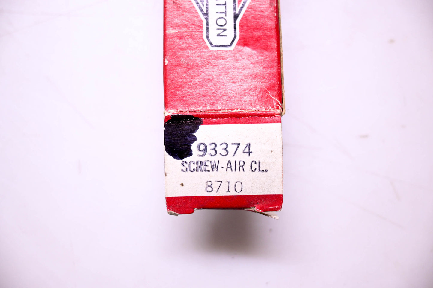 New OEM Briggs & Stratton 93374 Air Cleaner Screw NOS