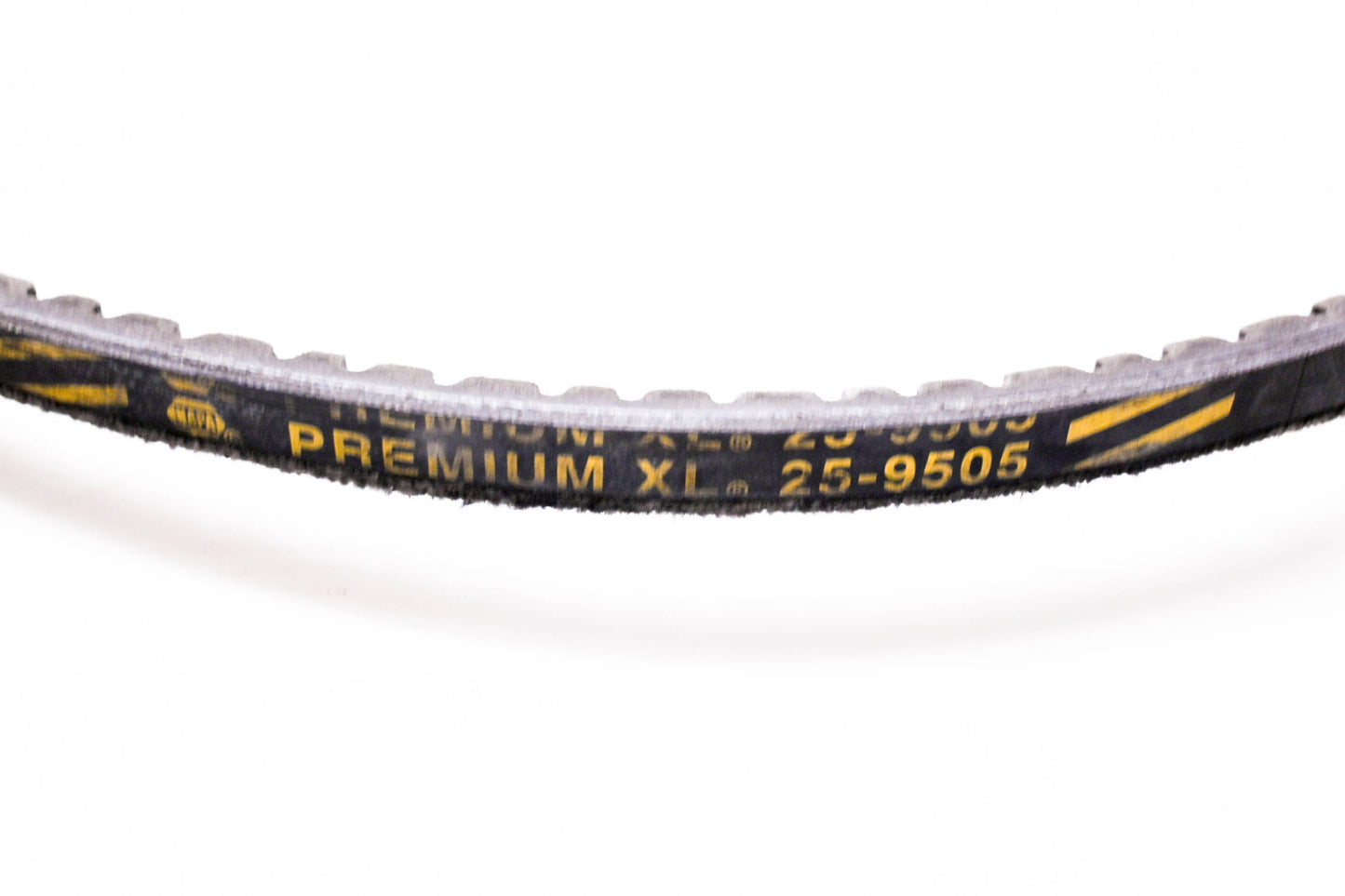 Napa 25-9505 Premium V-Belt XL NOS