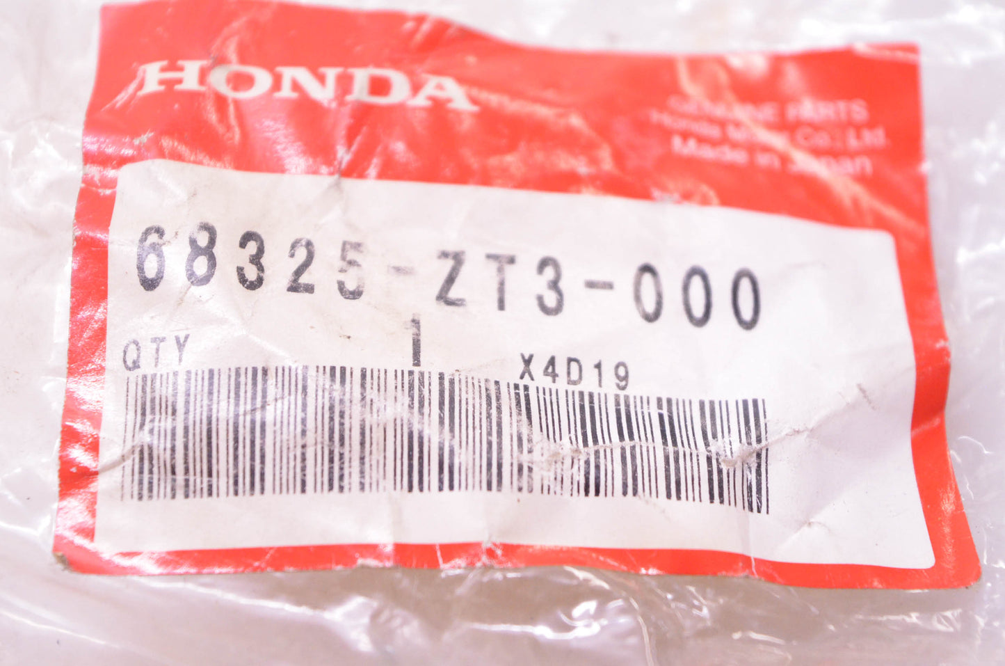 New OEM Honda 68325-ZT3-000 Rubber Generator NOS