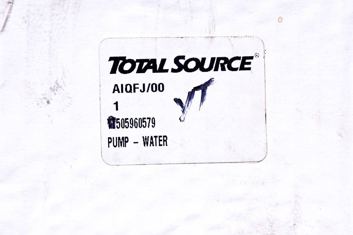 Total Source 505960579, YT505960579 Water Pump NOS