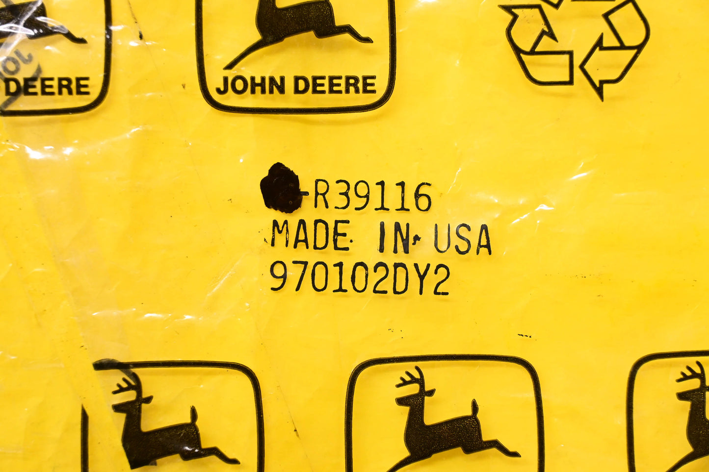 New OEM John Deere R39116 Seal NOS