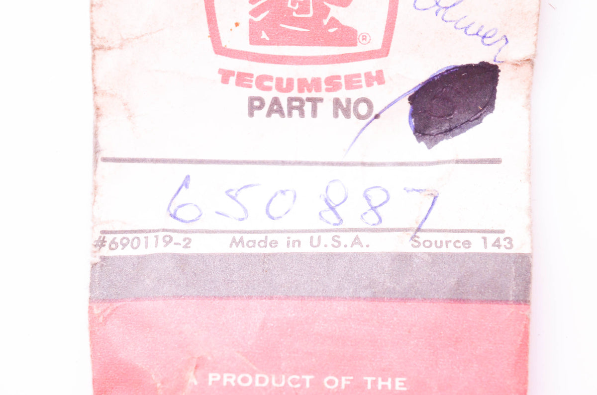 New OEM Tecumseh 650887 Screw NOS