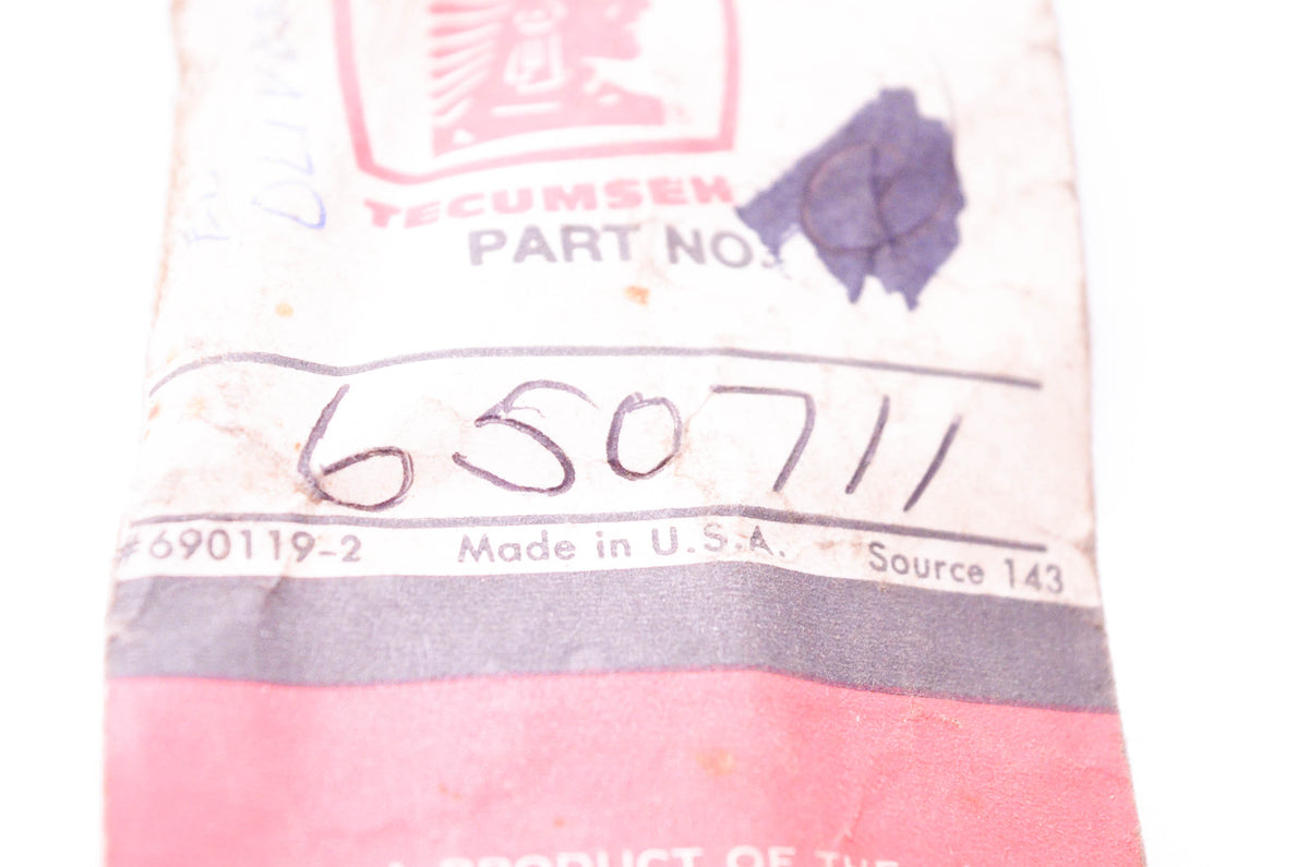 New OEM Tecumseh 650711 Screw NOS