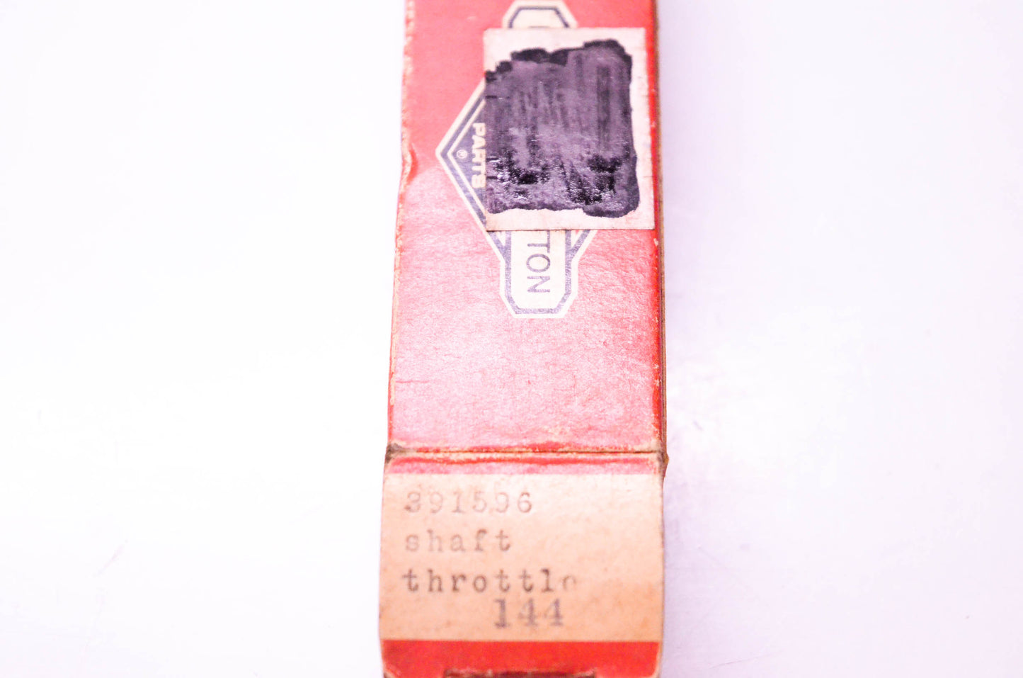New OEM Briggs & Stratton 391596 Throttle Shaft NOS