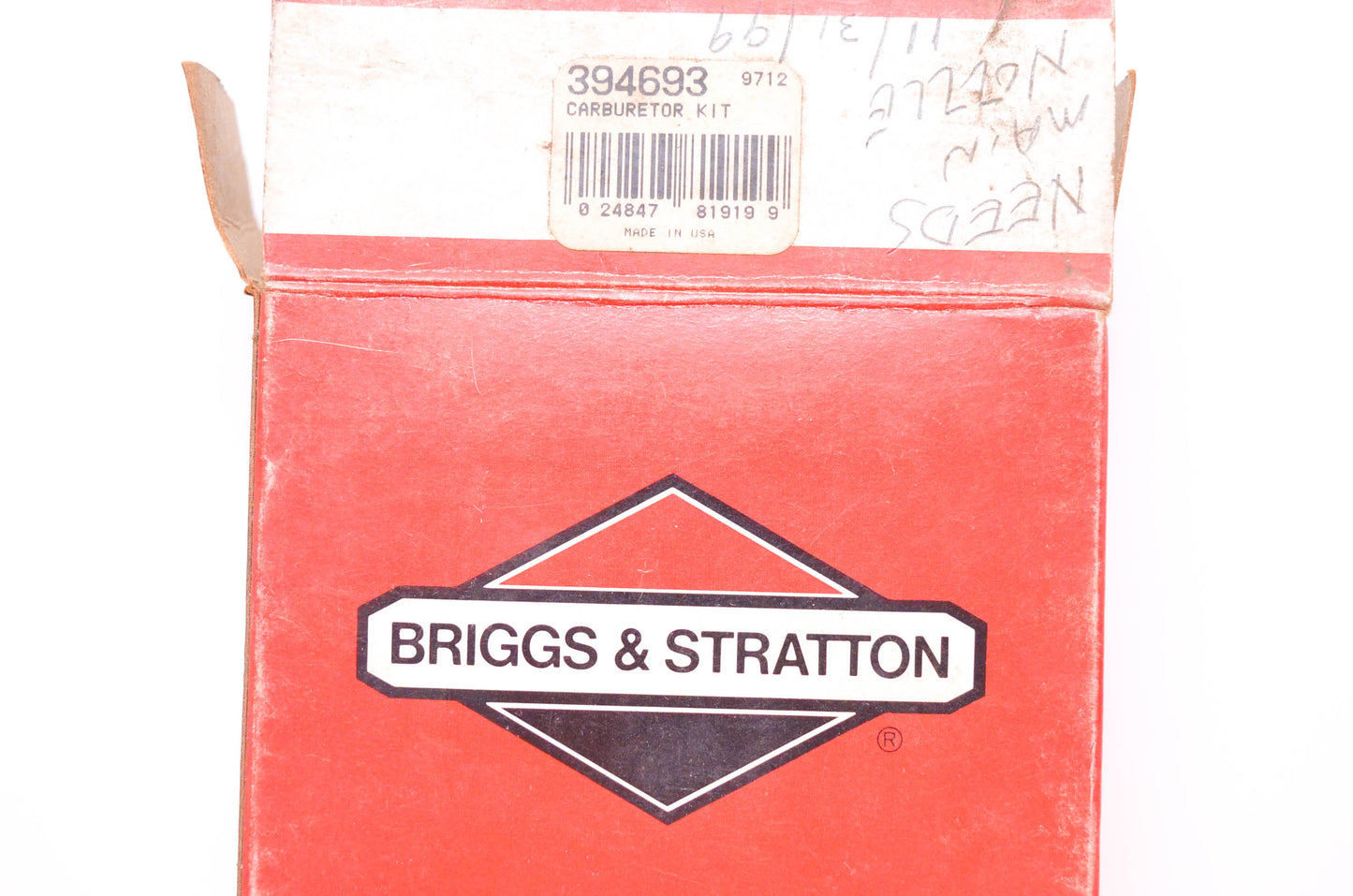 New OEM Briggs & Stratton 394693 Carburetor Kit NOS
