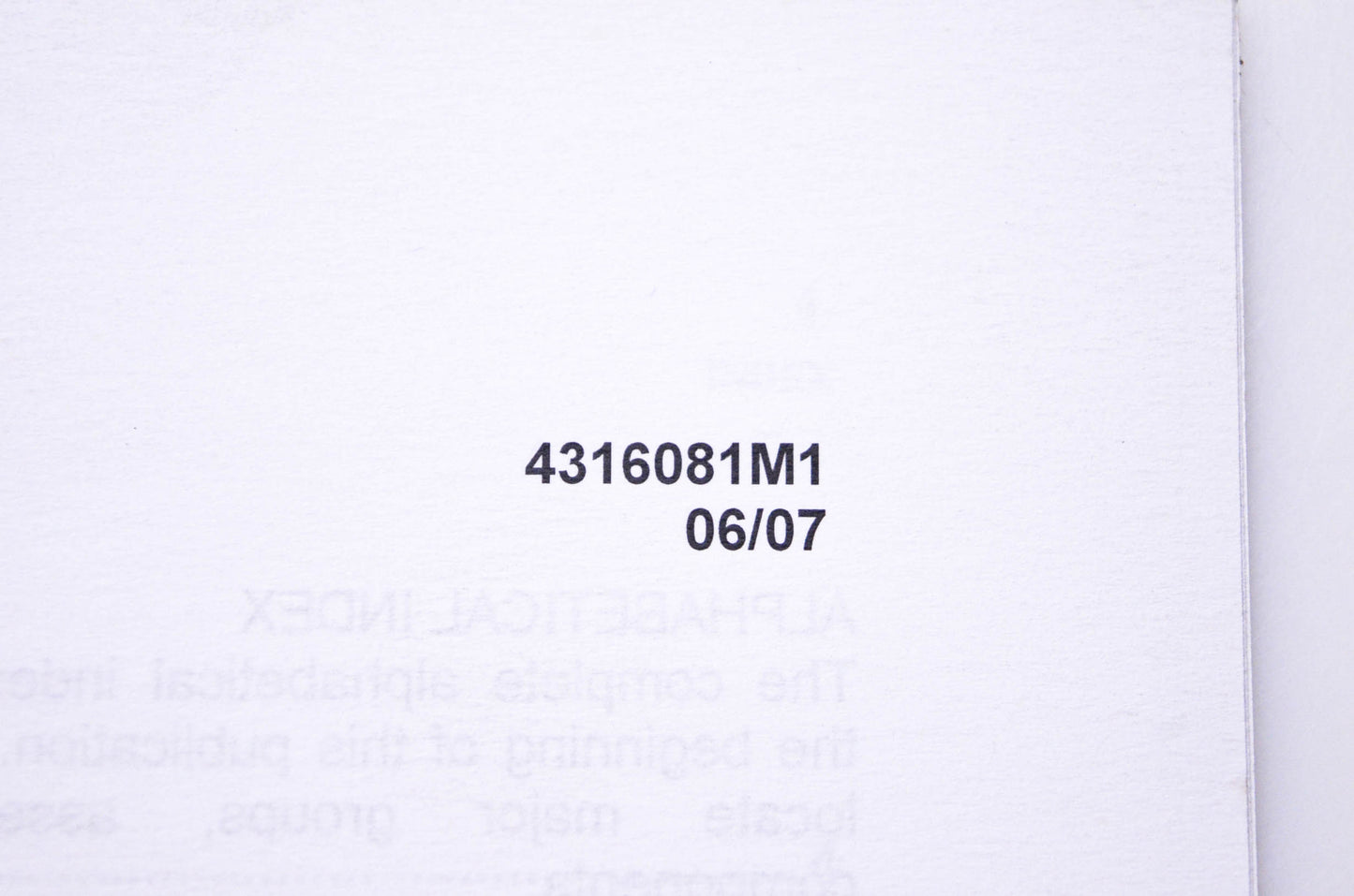 Agco 4316081M1 Challenger Parts Manual Model MSB63 Snowblower