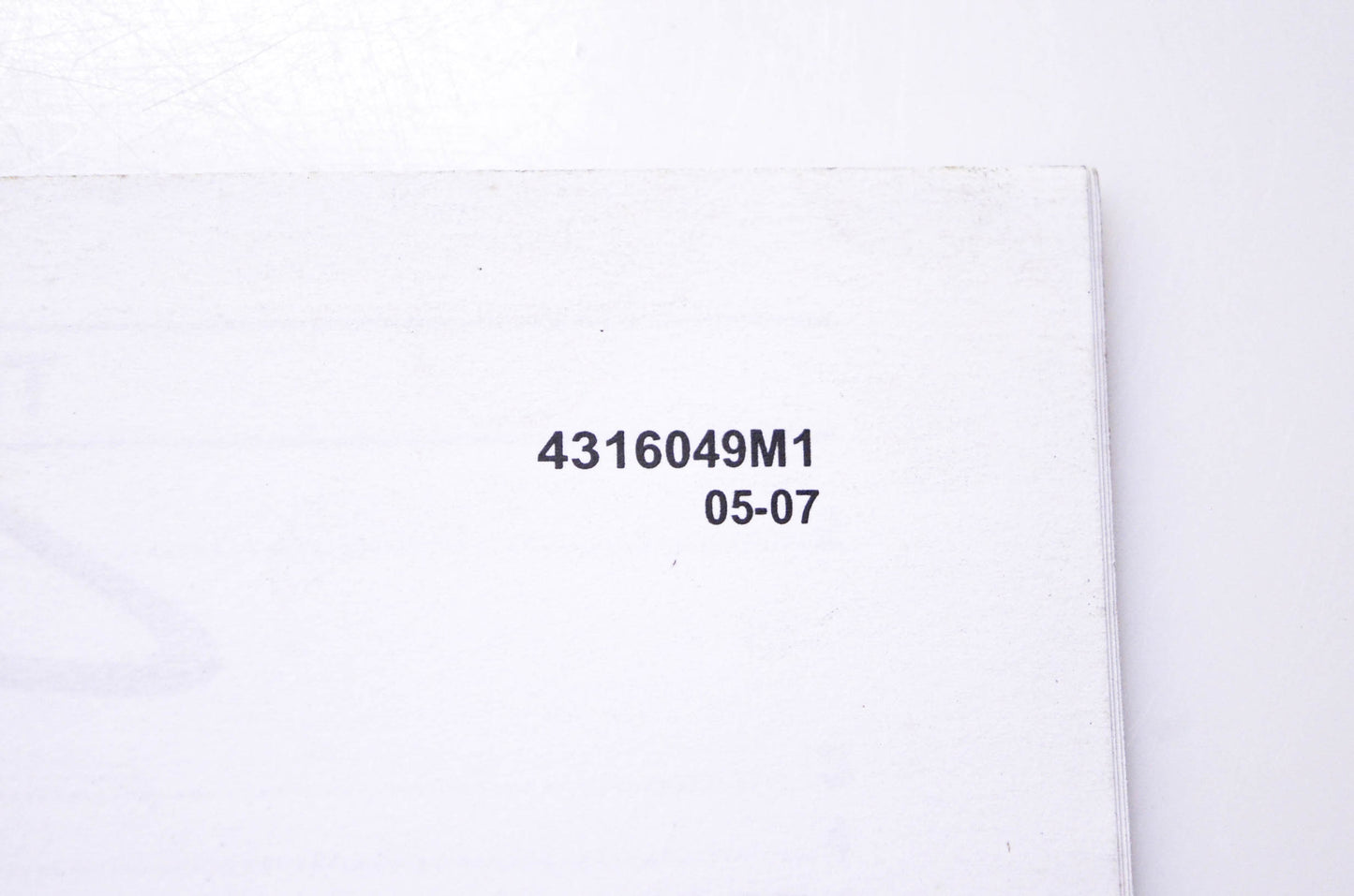 Agco 4316049M1 Challenger Operation & Maintenance Manual Model MDZ66 Dozer Blade
