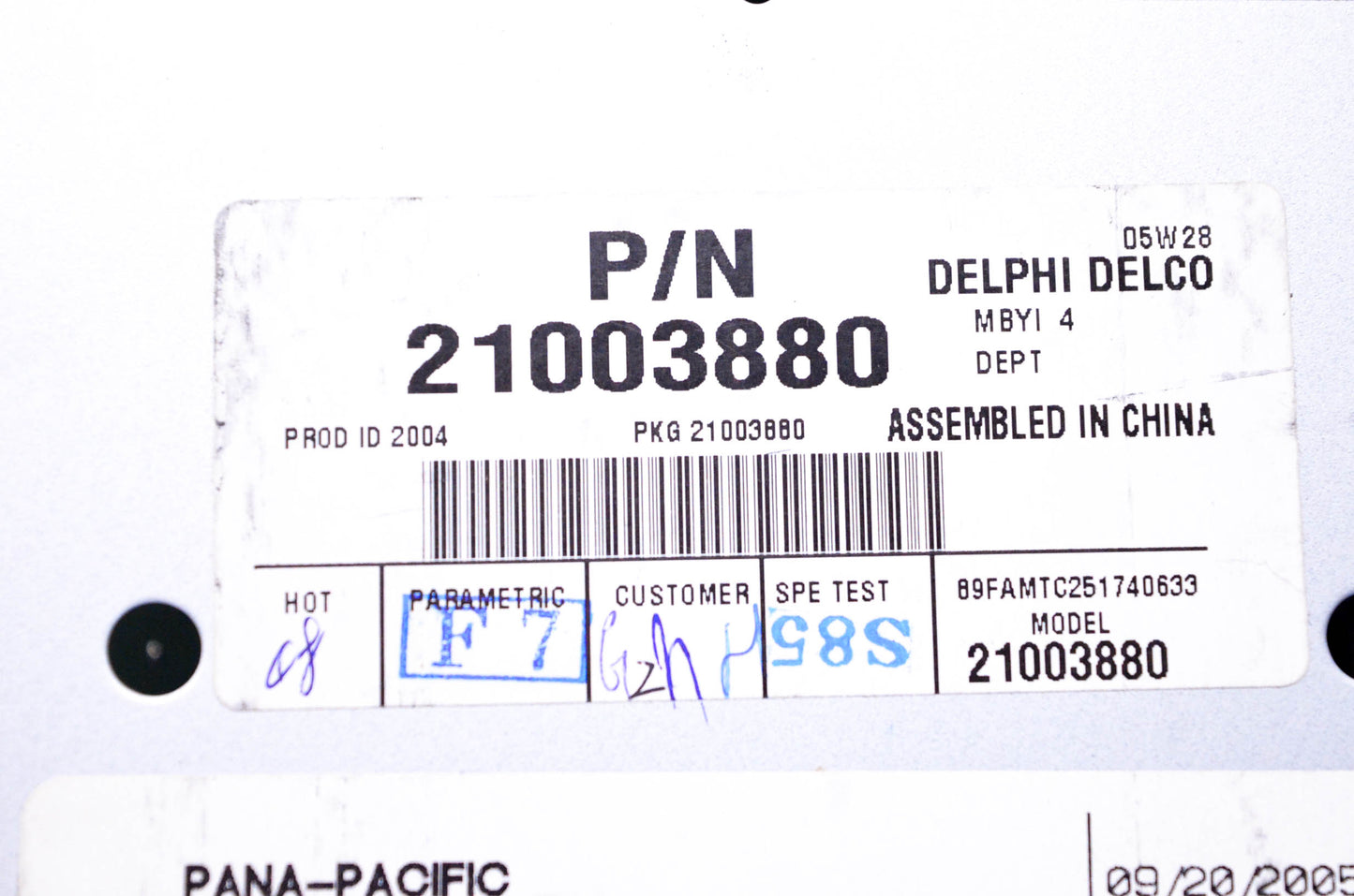 Delphi Delco 21003880 Radio NOS