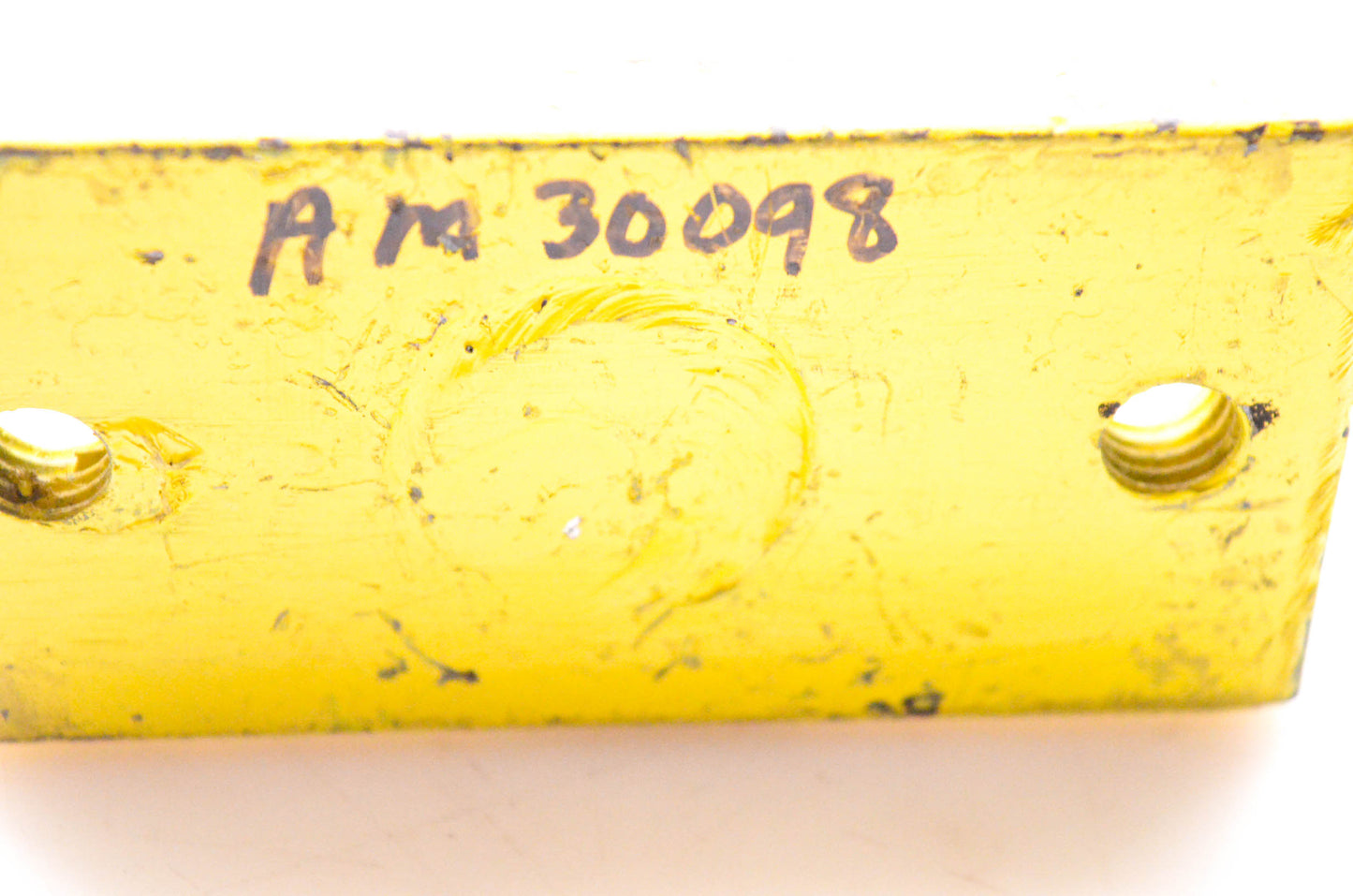 OEM John Deere AM30098 Support