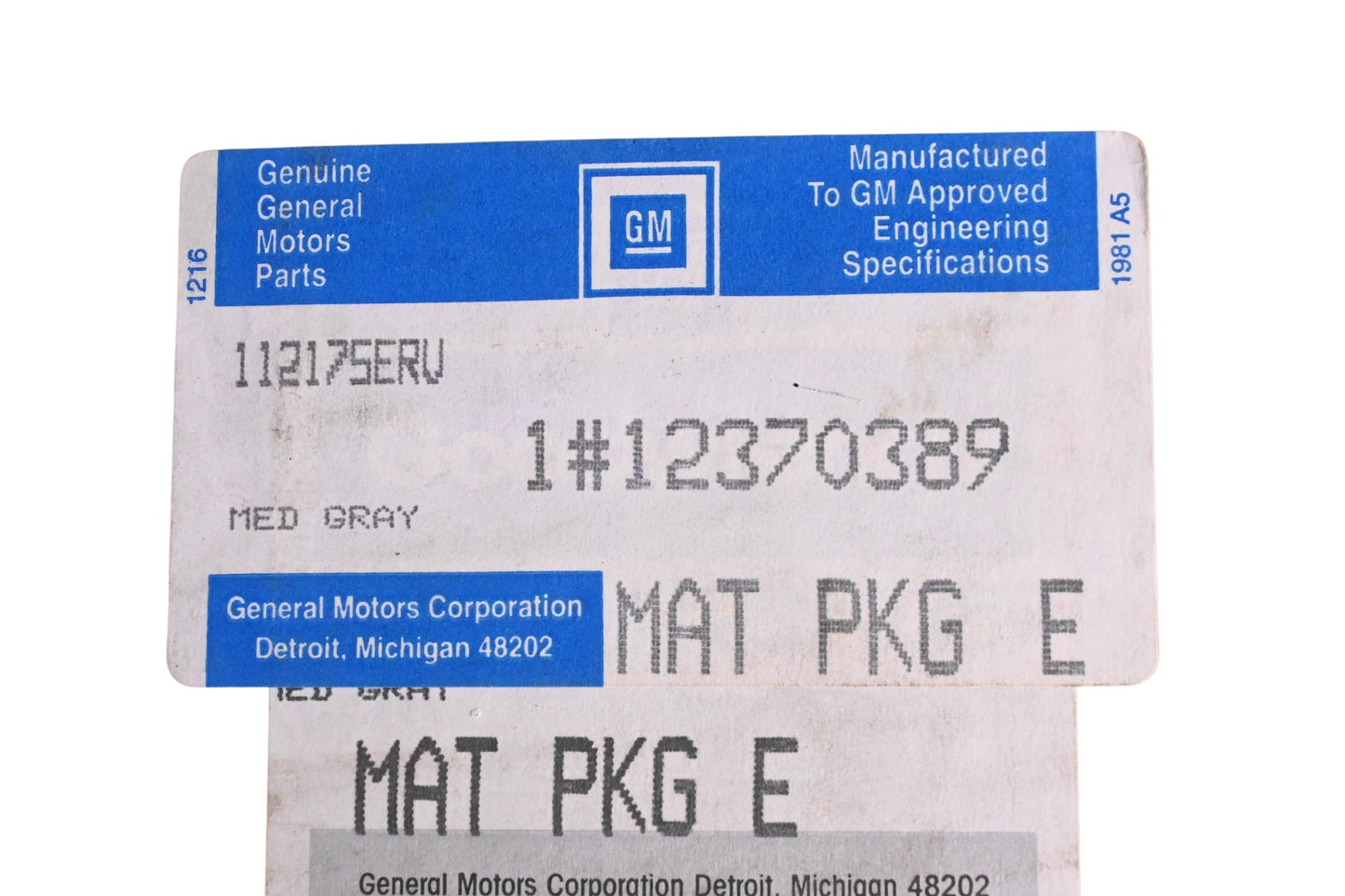 General Motors 12370389 Front Carpet Mat Kit NOS