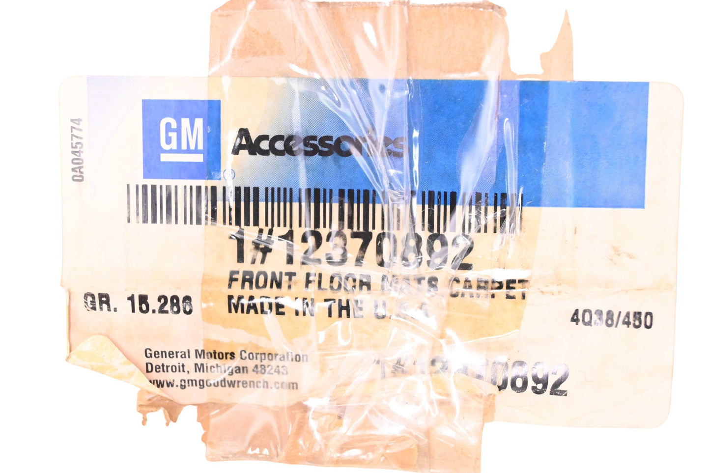 General Motors 12370892 Front Carpet Mat Kit NOS