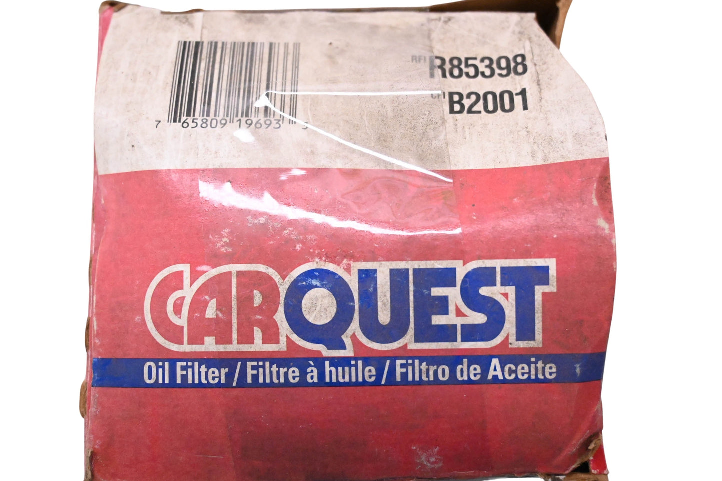 Carquest R85398, B2001 Engine Oil Filter Assembly Kit NOS