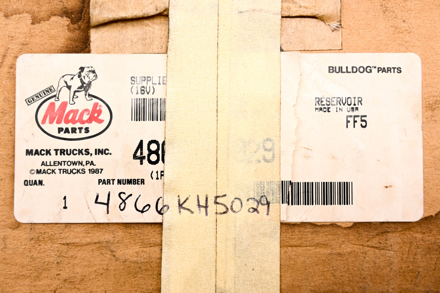 Mack 4866KH5029 Housing NOS