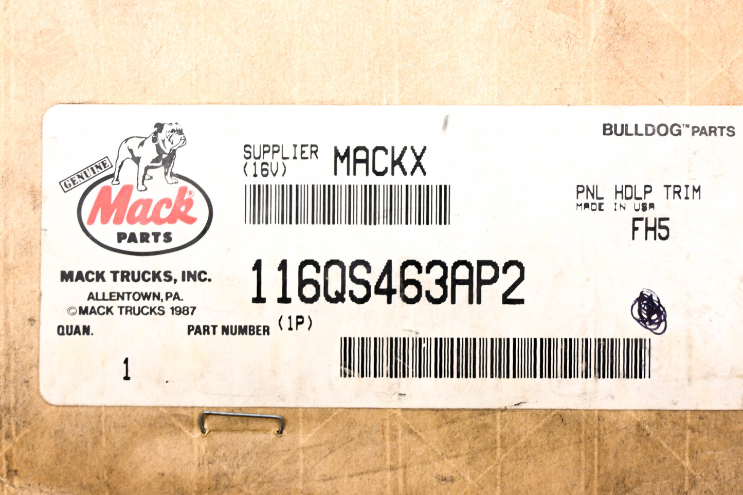 Mack 116QS463AP2 Headlight Panel NOS