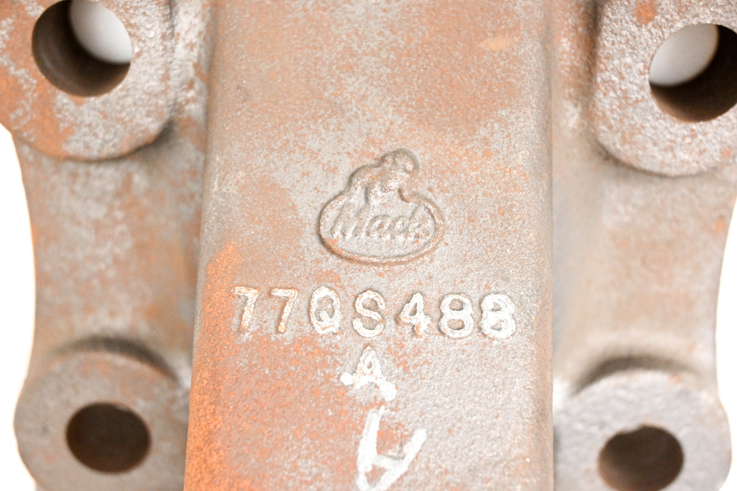 Mack 77QS488A Bracket NOS