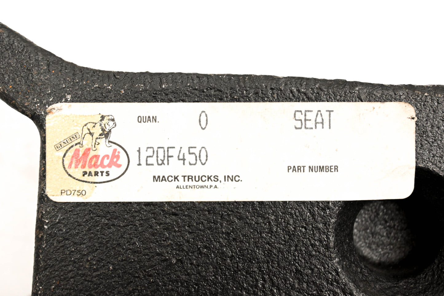 Mack 12QF450 Spring Seat Bracket NOS