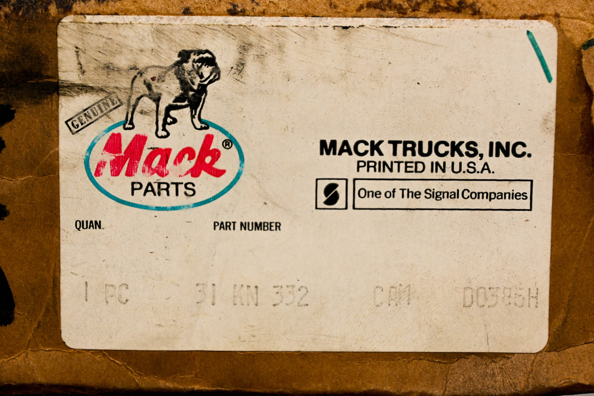 Mack 31KN332 Outer Cam NOS