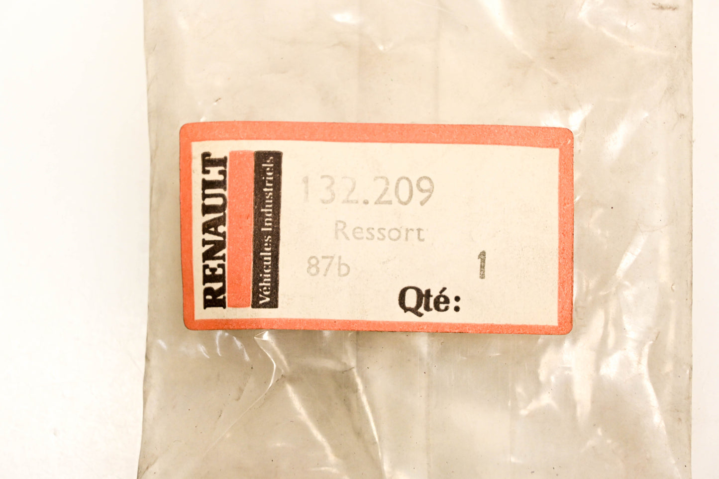 Renault 0000132209, 4103-132209 Spring for Mack NOS