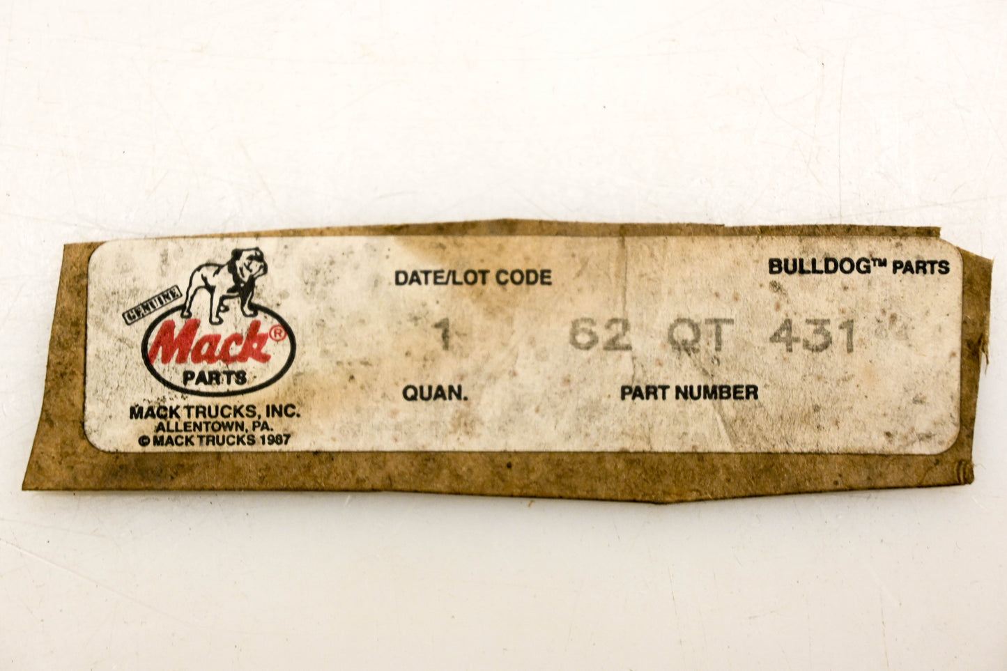 Mack 62QT431 Mack Wiper Blade NOS