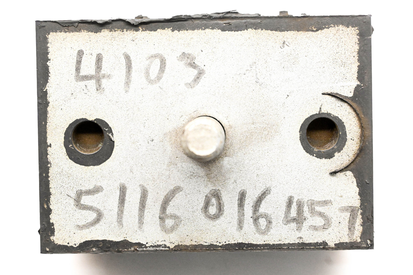 Mack 4103-5116016457, 5116016457 Mount Damper NOS