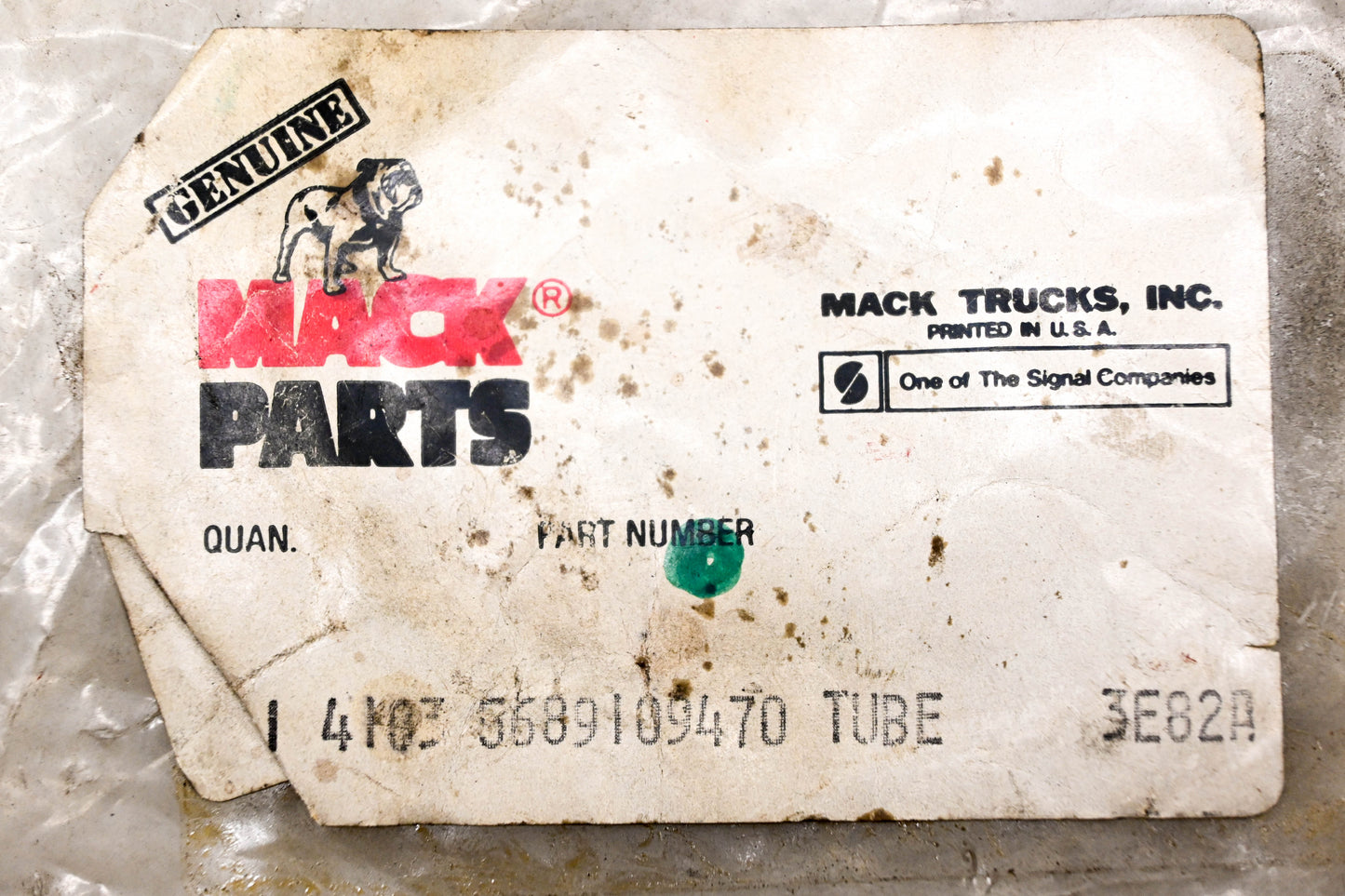 Mack 4103-5689109470, 5689109470 Tubing 16' NOS
