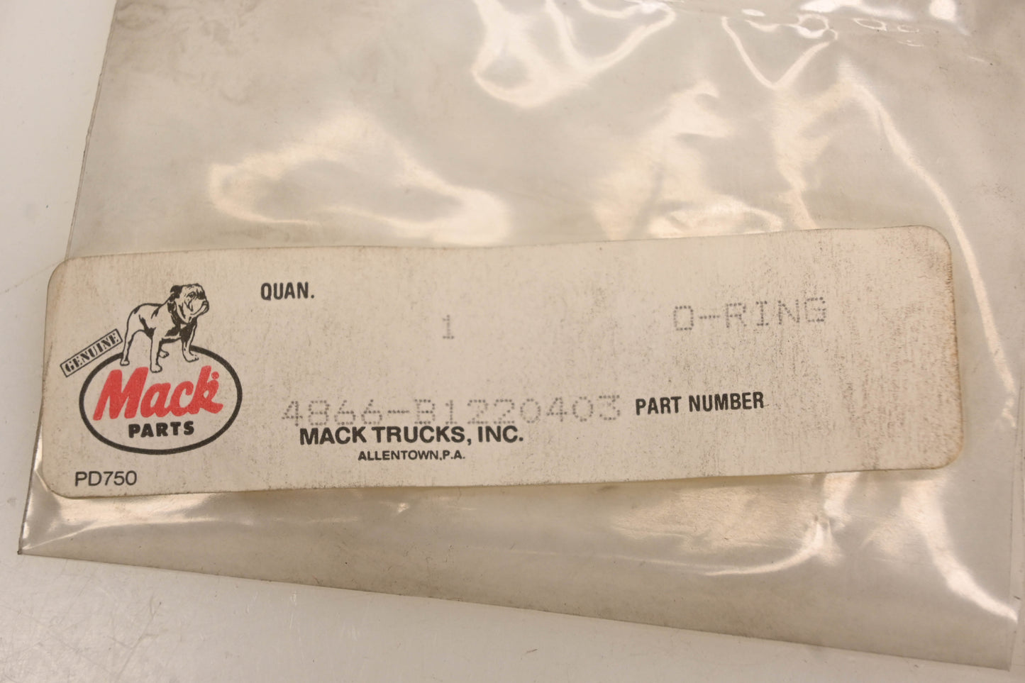 Mack 4866-B1220403, 4866B1220403 O-Ring NOS
