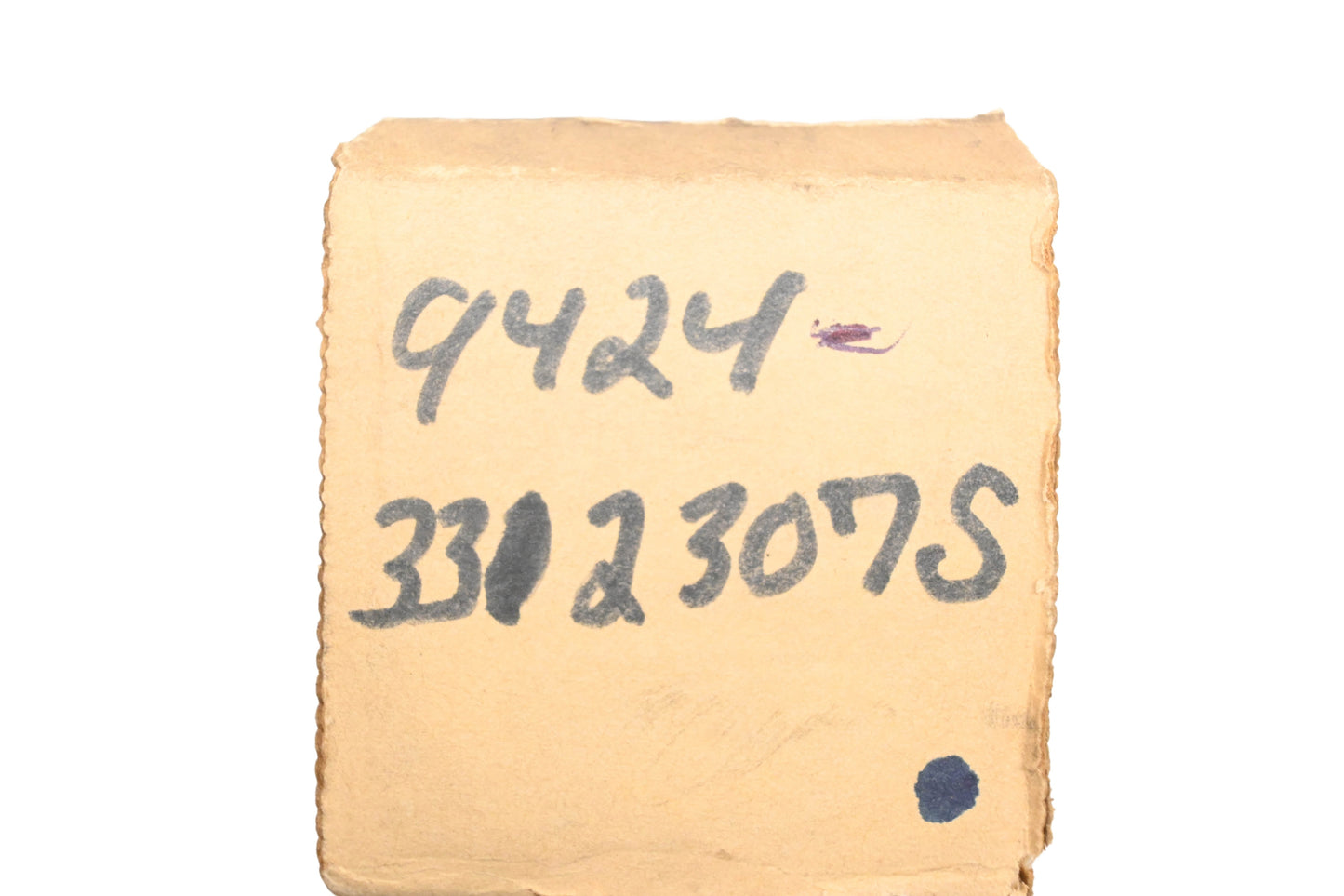 Mack 9424-3312307S Cover Seal NOS