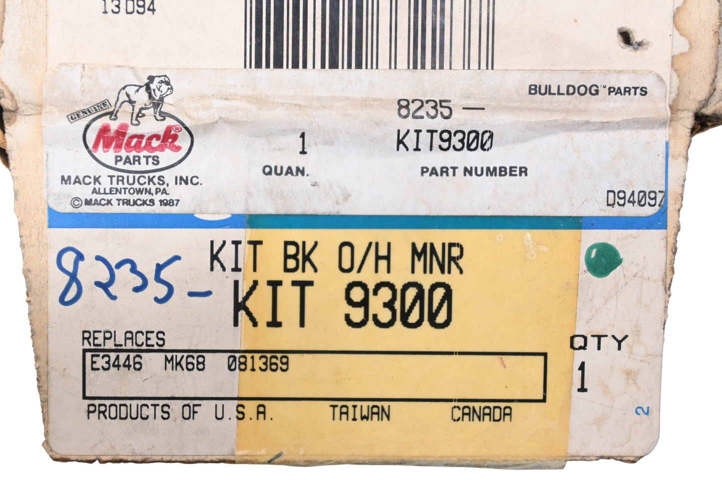 Mack 8235-KIT9300, KIT 9300 Rockwell Seal & Bushing Kit NOS