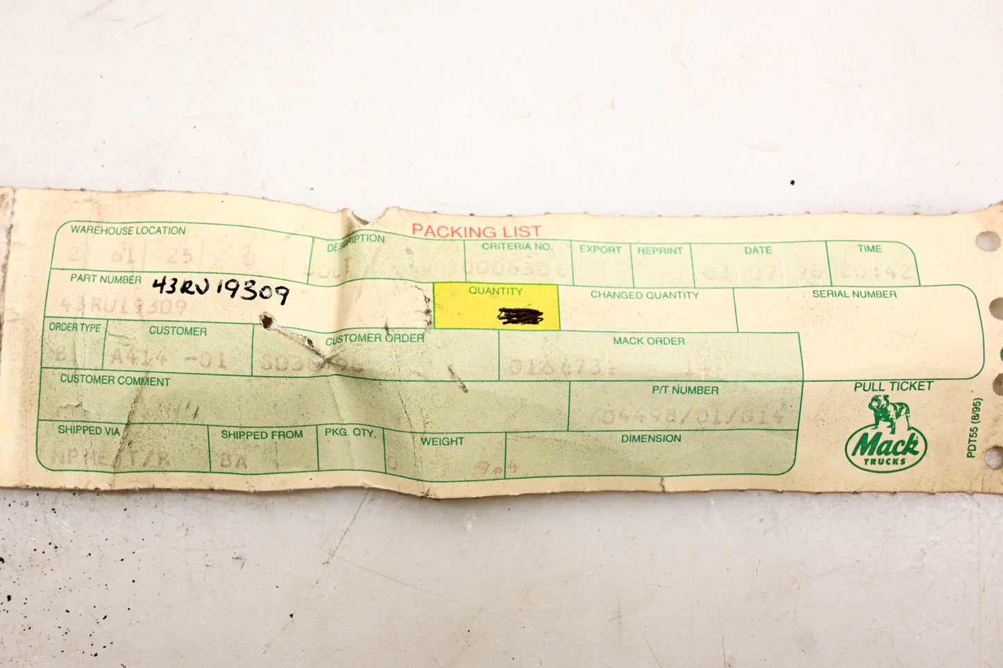 Mack 43RU19309 Wheel Stud NOS