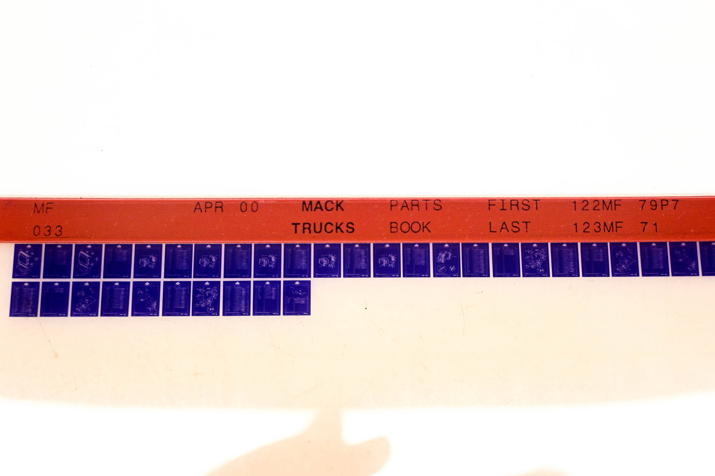 Mack MF033 122MF79P7 -123MF71 Parts Microfiche NOS