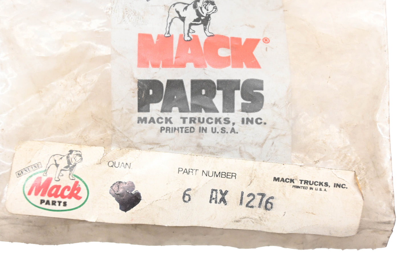 Mack 6AX1276, 421GC1143 Screw NOS