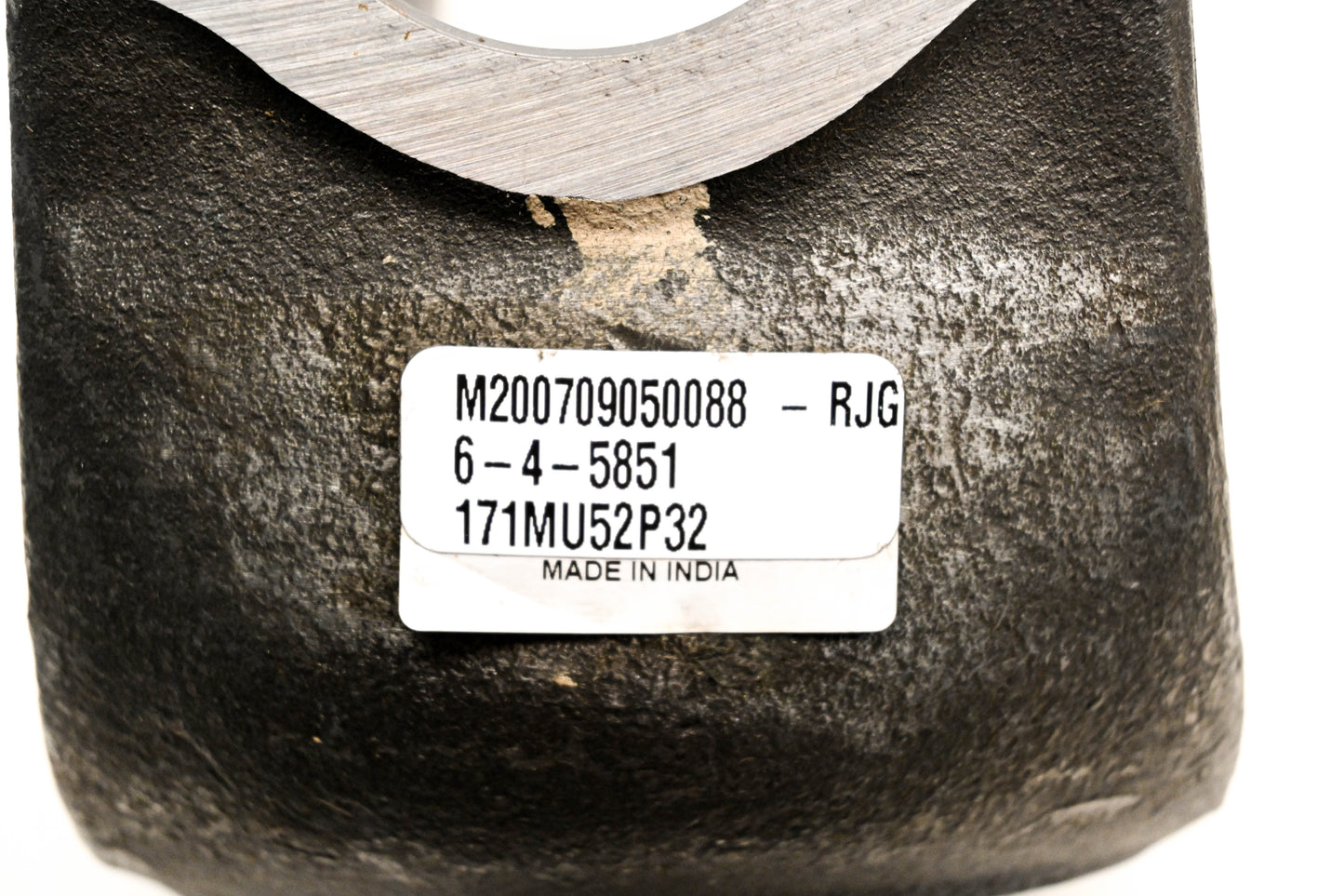 Mack 171MU52P32, M200709050088, 6-4-5851 Differential Yoke NOS