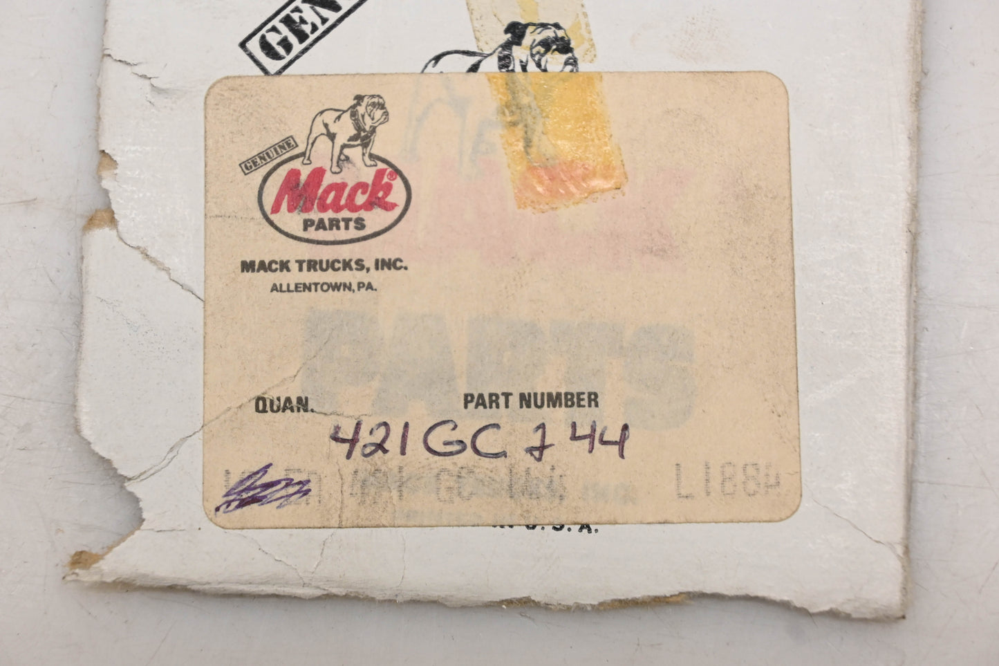 Mack 421GC144 Oiler Bolt NOS