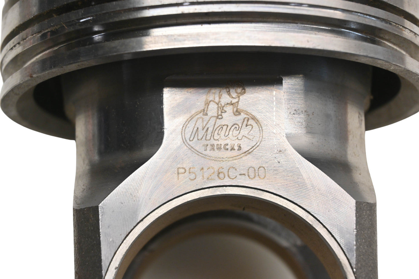 Mack P5126C-00, KB21 Renault Piston NOS