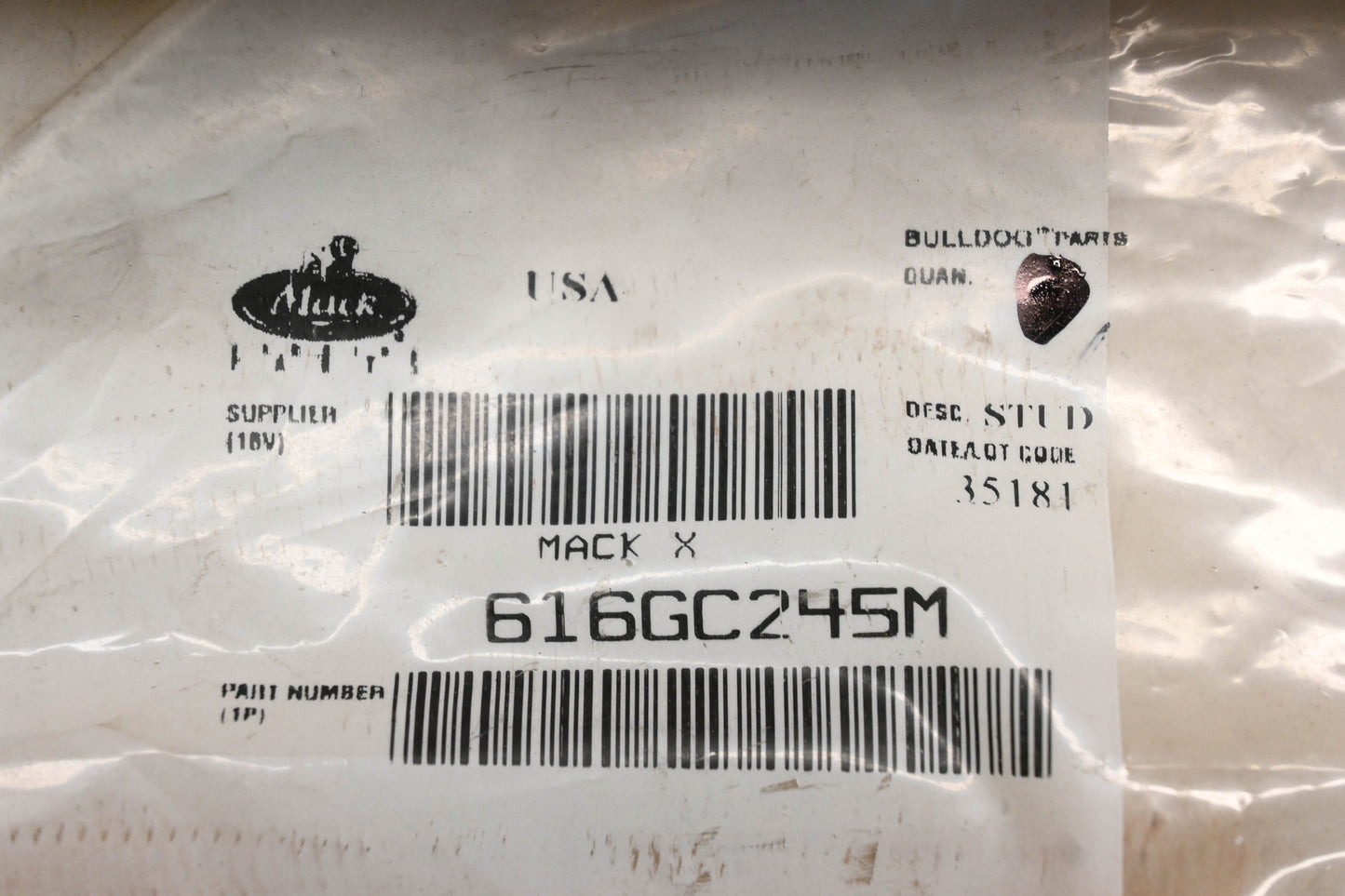 Mack 616GC245M Stud NOS