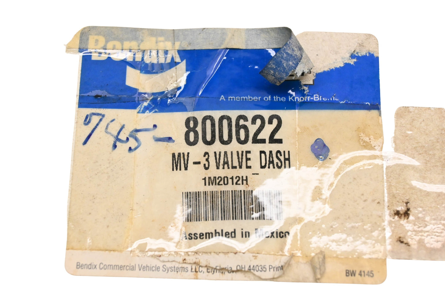 Bendix 800622, 745-800622 MV-3 Dash Air Brake Valve NOS