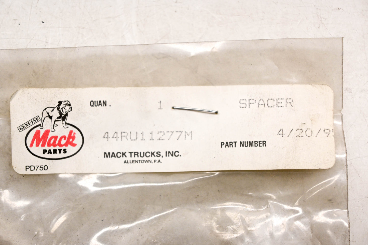 Mack 44RU11277M, 25190782 Spacer NOS