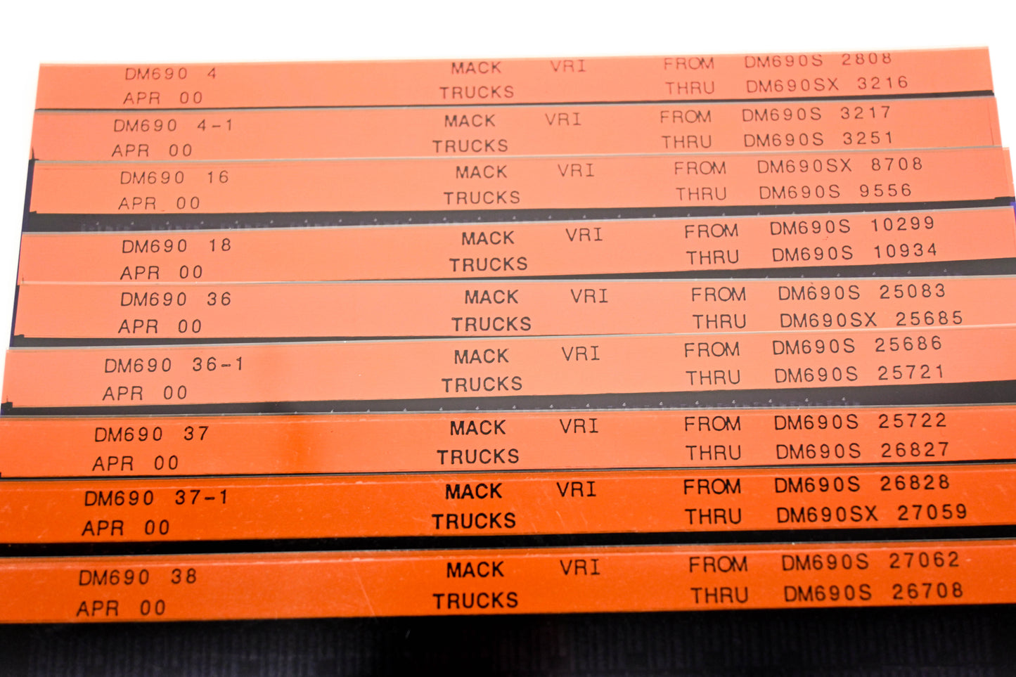 Mack DM690 4, DM690 4-1, DM590 38 DM690S2808 - DM690S26708 VRI Microfiche Lot of 9 NOS