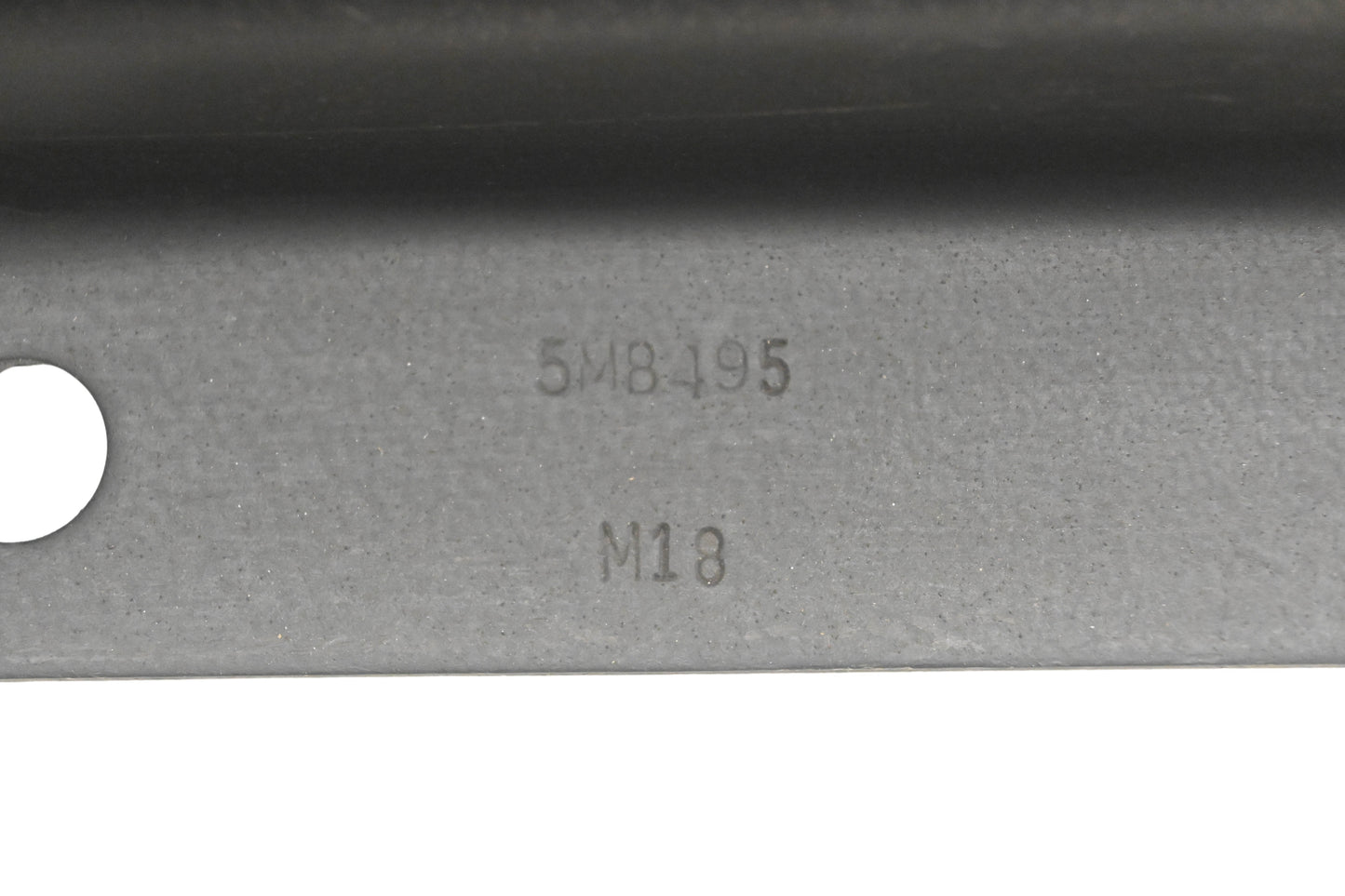 Mack 5MB495M18 Bracket NOS