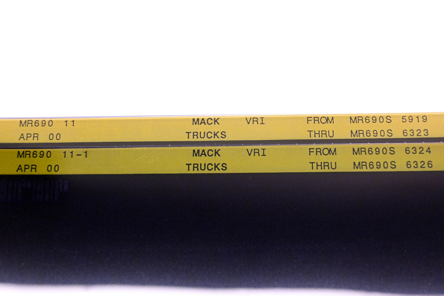 Mack MR690 11, MR690 11-1 MR690S5919 - MR688S6326 VRI Microfiche Lot of 2 NOS