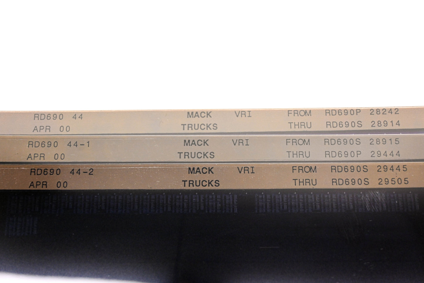 Mack RD690 44, RD690 44-1, RD690 44-2 RD690R28242 - RD690S305816 VRI Microfiche Lot of 3 NOS
