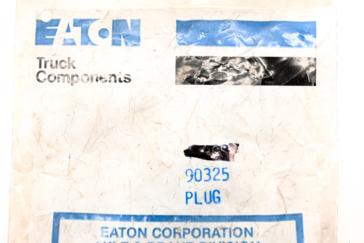 Eaton 90325 Non-Magnetic Drain Plug NOS