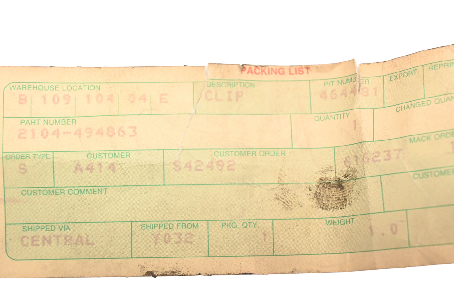 Mack 2104-494863, 2104494863 Clip NOS