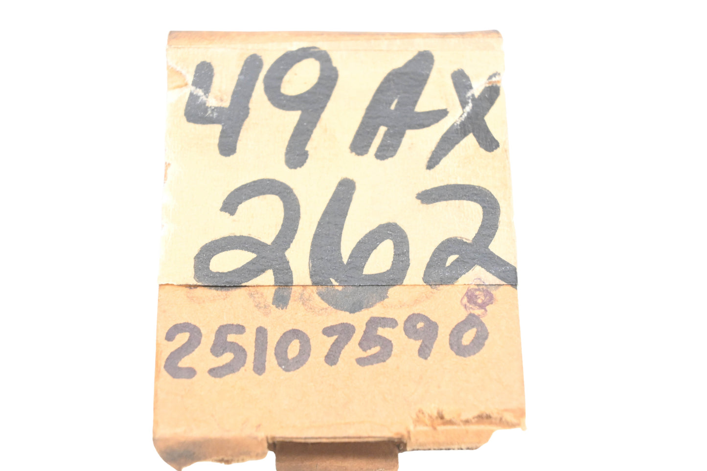 Mack 49AX262, 25107590 Plug NOS