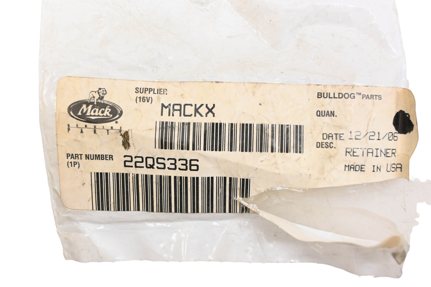 Mack 22QS336, 25163506 Door Handle Retainer Clip NOS