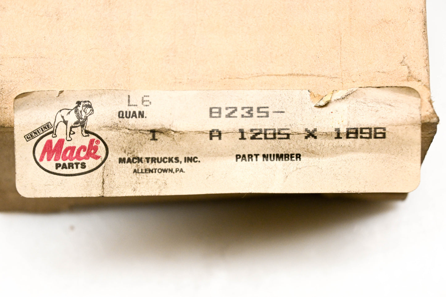 Mack 8235-A1205X1896, A 1205 X 1896 Rockwell Seal NOS