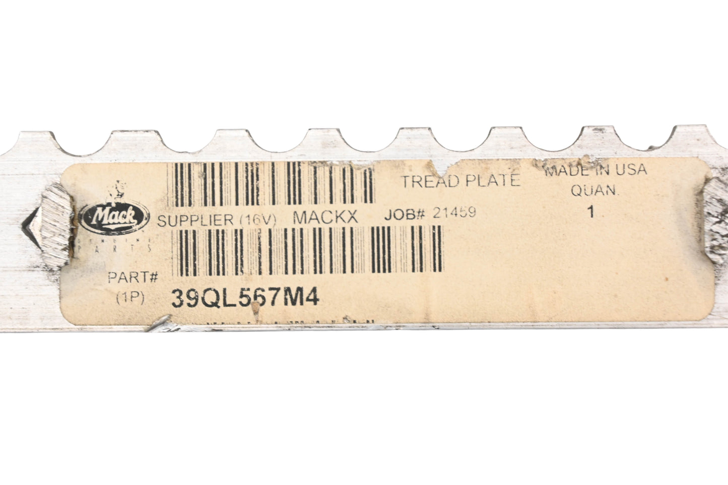Mack 39QL567M4 Tread Plate